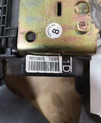 Renault Scenic II - Grand scenic II Front seatbelt 8200309209