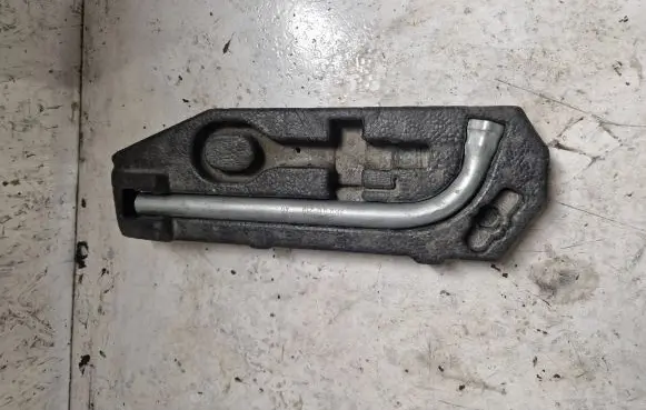 Volkswagen Caddy Tool box 2K0012113C