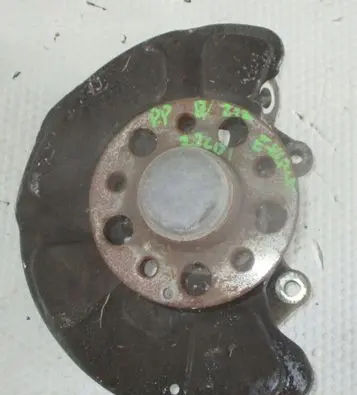 Mercedes-Benz E W212 Front wheel hub A6511400060