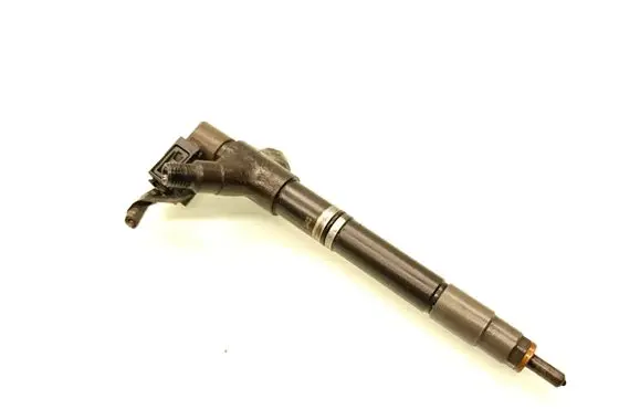 Toyota RAV 4 (XA40) Fuel injector 236700R090