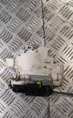 Audi A4 S4 B7 8E 8H Front door lock 8e2837015aa