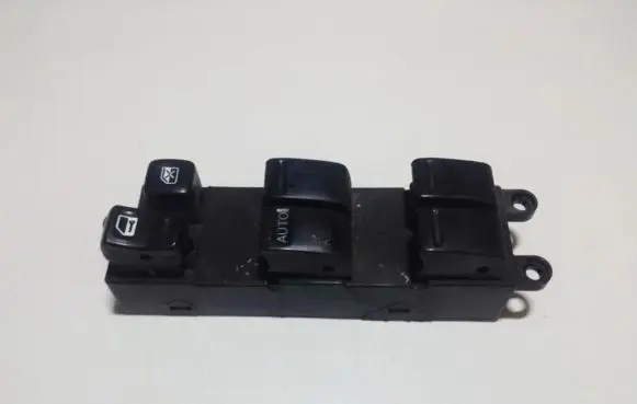 Nissan Almera N16 Electric window control switch