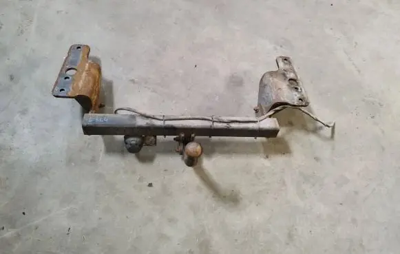 Toyota Corolla E140 E150 Tow bar set pz408e355200 0184191mn