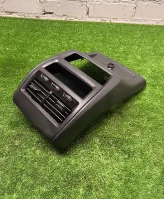 BMW X5 G05 Rear air vent grill 9399875 3364320