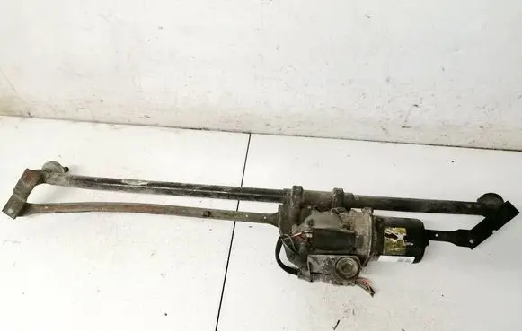 Opel Movano A Front wiper linkage and motor