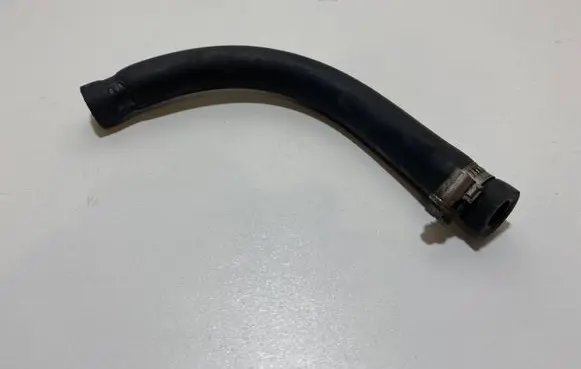 BMW 5 E39 Engine coolant pipe/hose 1703945