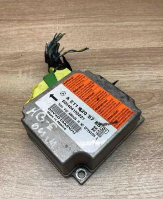 Mercedes-Benz E W211 Airbag control unit/module A2118205785 WithPlug