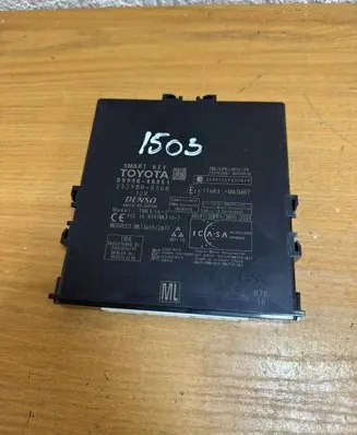 Lexus RX 450H Keyless (KESSY) go control unit/module 8999048451