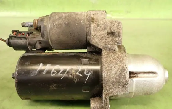 Audi A6 S6 C5 4B Starter motor 06E911023C