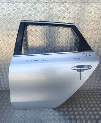 KIA Ceed Rear door 