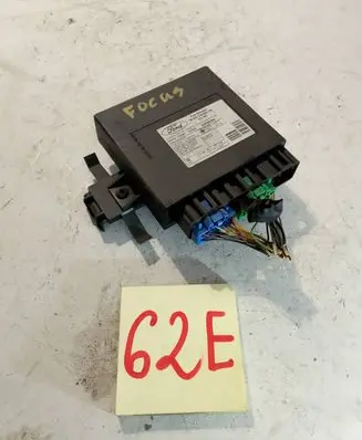 Ford Focus Comfort/convenience module 98AG15K600DB