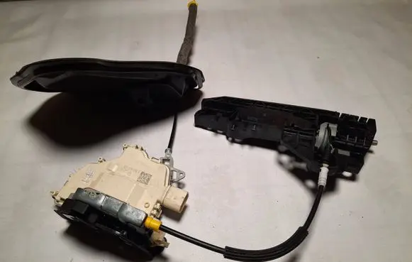 Audi A6 S6 C7 4G Rear door lock 4G0839016E 4H0837886 4G0839916A