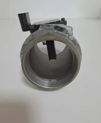 Audi A6 S6 C5 4B Mass air flow meter AFH7025C 31301
