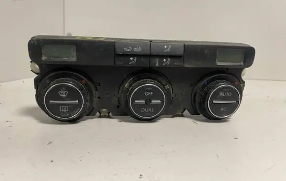 Volkswagen PASSAT B6 Climate control unit 74677580 110807