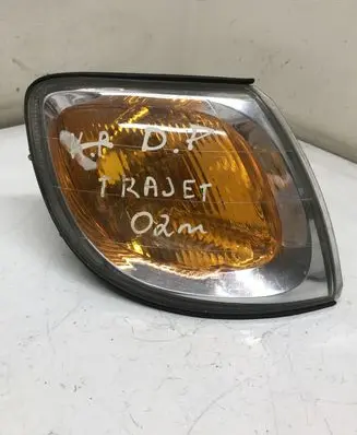 Hyundai Trajet Front indicator light
