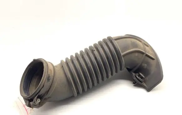 Honda Insight Air intake hose/pipe
