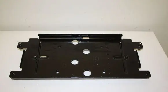 Audi Q7 4M Hybrid/electric vehicle battery bracket 4M0915524