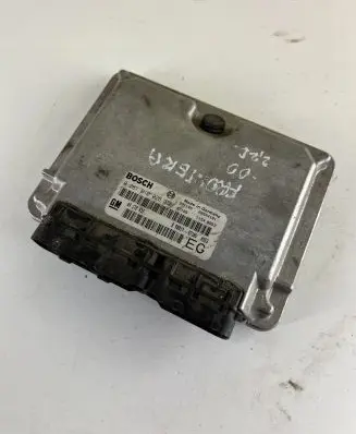 Opel Frontera B Engine control unit/module 0281010025 28SA4101 B98017971050553