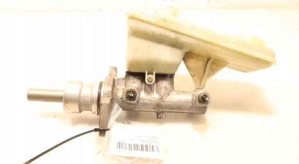 Master brake cylinder