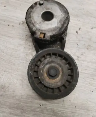 Chevrolet Venture Generator/alternator belt tensioner 24507684