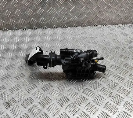 Opel Combo E Thermostat housing 9812113780