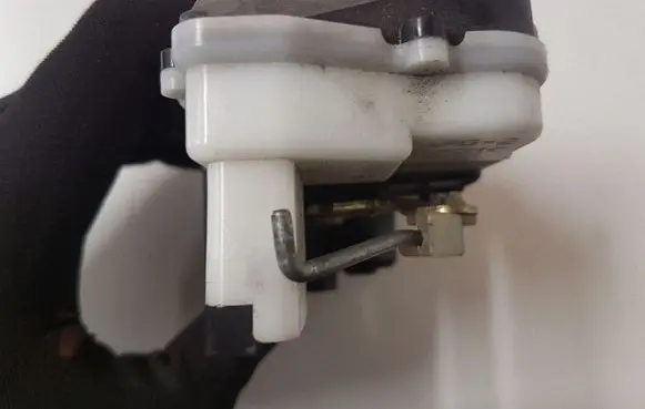 Citroen C5 Rear door lock