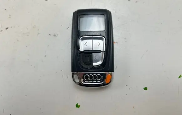 Audi A6 S6 C7 4G Ignition key/card 