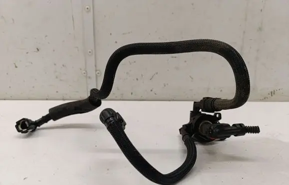 Opel Crossland X Fuel line pipe
