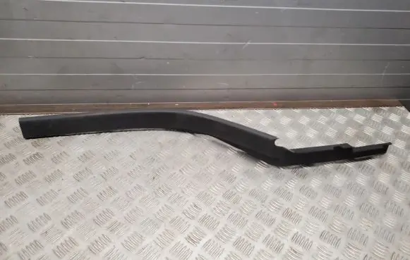 Dodge RAM Rear sill trim cover 1DX72TRMAB