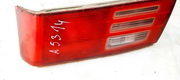 Mitsubishi Galant Tailgate rear/tail lights 22687201