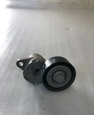 Skoda Kamiq Generator/alternator belt tensioner 04e145299n