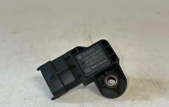 Opel Insignia A Air pressure sensor 55568175