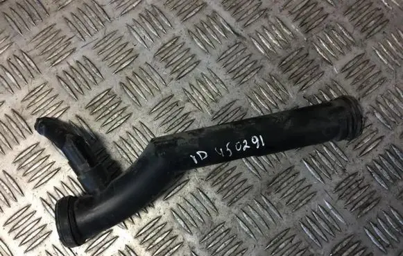 Volkswagen Polo IV 9N3 Engine coolant pipe/hose