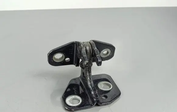 Jeep Grand Cherokee Rear door upper hinge