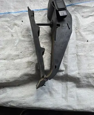 BMW 5 E60 E61 Accelerator throttle pedal 6766930 110204 25916010