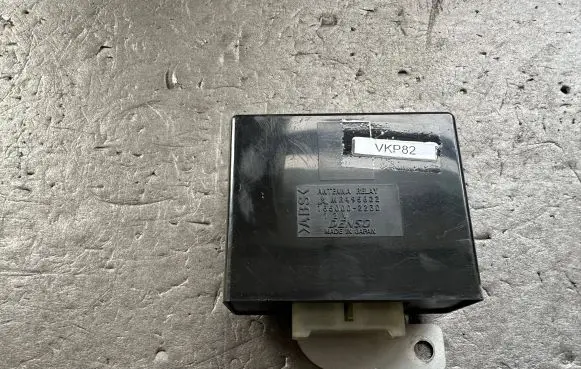 Mitsubishi Pajero Other control units/modules MR495622
