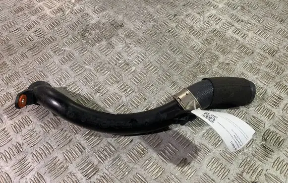 Land Rover Evoque II Intercooler hose/pipe GJ326C782