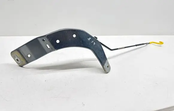 Citroen C4 II Picasso Fender mounting bracket 017243B01 017243