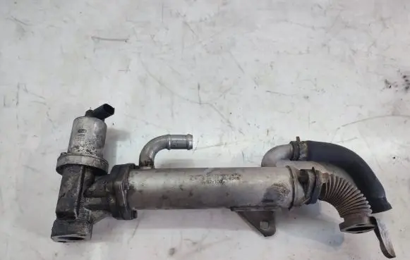 KIA Carens II EGR valve cooler 2841627410