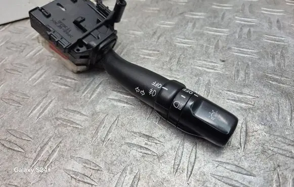 Toyota Corolla Verso AR10 Indicator stalk 8414005100 173794 L92