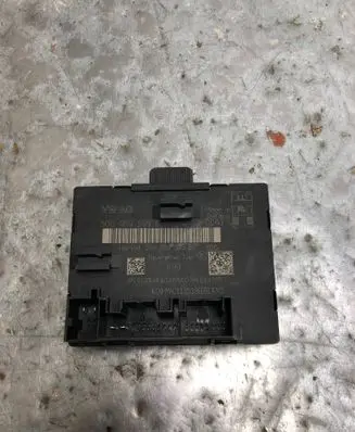 Volkswagen PASSAT B8 Door control unit/module 5Q0959595EBILI 5Q0959595E