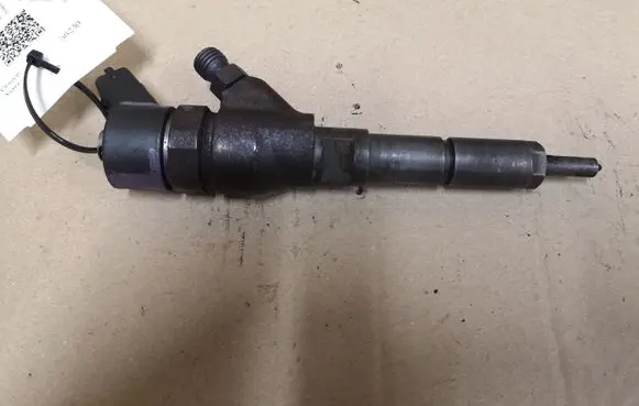 Citroen Xsara Fuel injector 0445110008