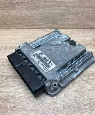 Volkswagen Golf V Engine control unit/module ECU 03G906016EB 0281011818