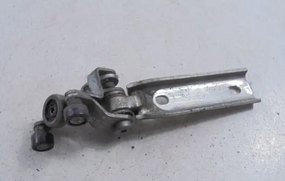 Iveco Daily 35.8 - 9 Roller guide/hinge set 