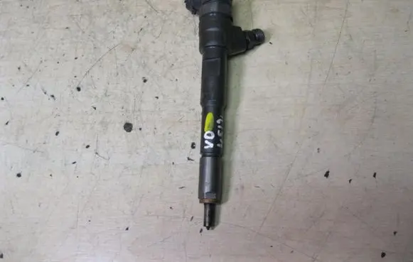 Nissan Note (E12) Fuel injector 0445110485