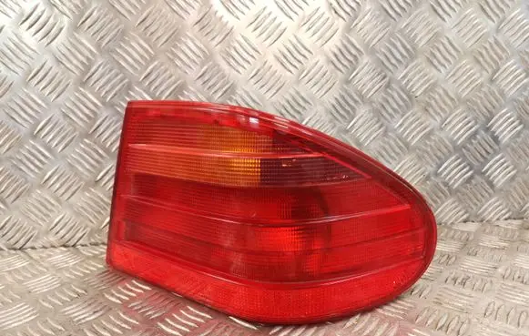 Mercedes-Benz E W210 Rear/tail lights A2108200264 197002 1015