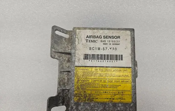 Mazda 323 F Airbag control unit/module BC1M57K30 K1T4G21A6G1