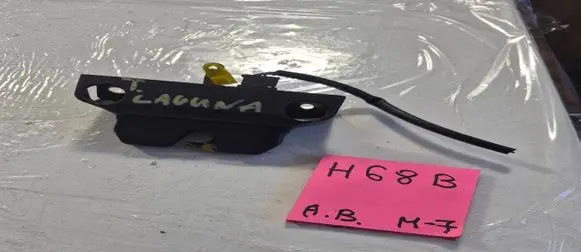 Renault Laguna II Tailgate/trunk/boot lock/latch/bracket 