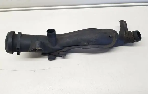 Volvo V50 Oil fill pipe 9655354180