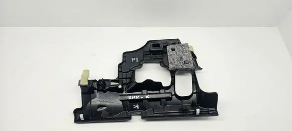 Dashboard lower bottom trim panel